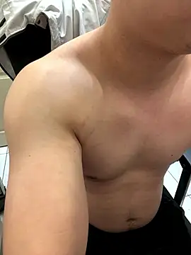 tw boy520 online show from 13, 1, 2026