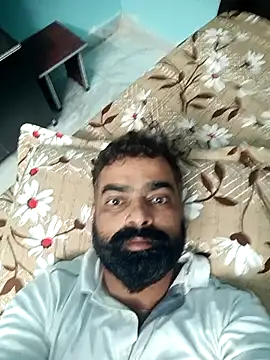 Snapshot of demon_royal chatting on 4, 11, 2025 demon royal online show from 4, 11, 2025