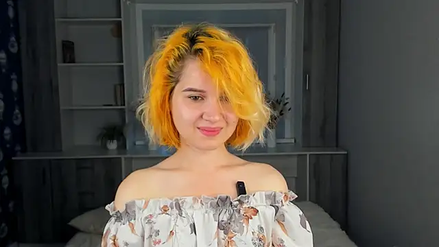 Snapshot of AgnesSonnek chatting on 11, 9, 2025 AgnesSonnek online show from 11, 9, 2025