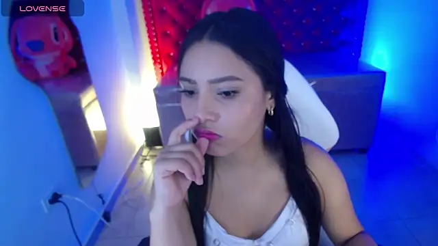 Snapshot of Ariannaa_m chatting on 10, 10, 2025 Ariannaa m online show from 10, 10, 2025