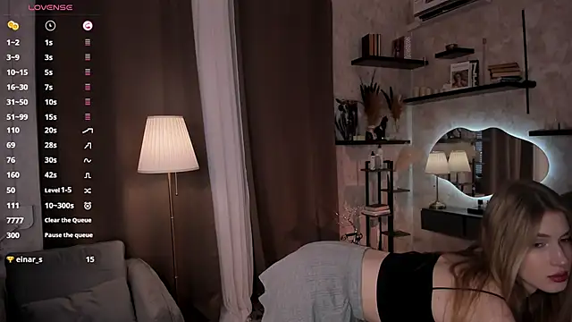 Snapshot of FrancisBivona chatting on 7, 10, 2025 FrancisBivona online show from 7, 10, 2025