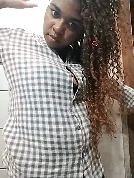 Snapshot of Ella_lima chatting on 17, 5, 2026 Ella lima online show from 17, 5, 2026