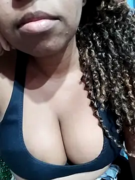 Snapshot of Ella_lima chatting on 18, 6, 2026 Ella lima online show from 18, 6, 2026