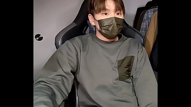 Snapshot of yuton_2525 chatting on 14, 3, 2026 yuton 2525 online show from 14, 3, 2026