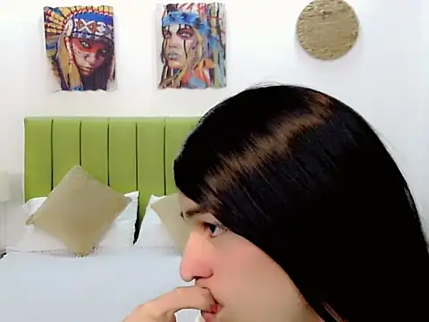 Snapshot of babysharol18 chatting on 24, 10, 2025 babysharol18 online show from 24, 10, 2025