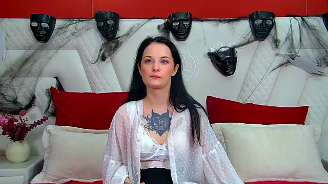 MollyMillsen online show from 1, 11, 2025