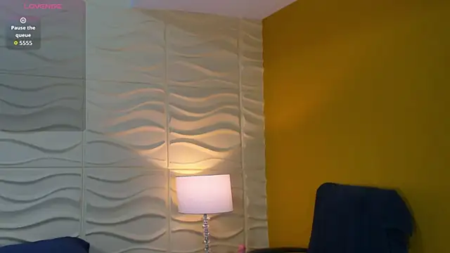 SophiaBloss online show from 20, 9, 2025