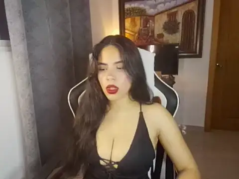 Snapshot of SuperNovaXOX chatting on 2, 11, 2025 SuperNovaXOX online show from 2, 11, 2025