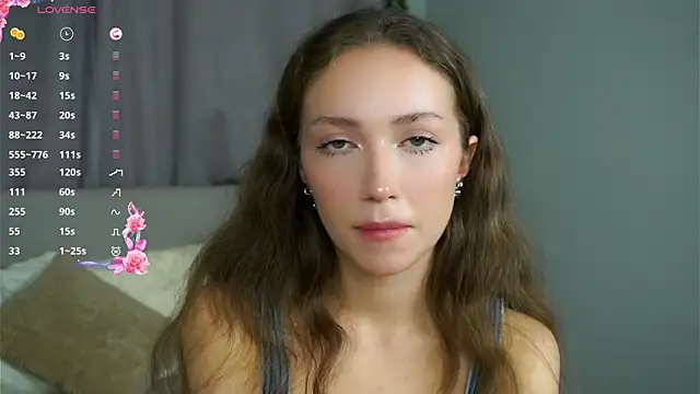 ZeniaBolich online show from 14, 9, 2025