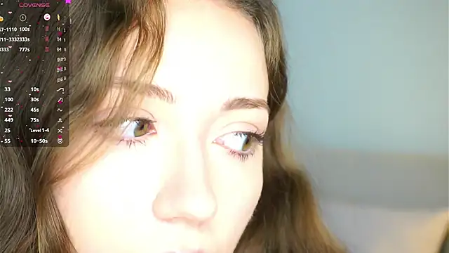 ZeniaBolich online show from 23, 10, 2025