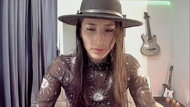 Snapshot of XxnikolayxX chatting on 18, 12, 2025 XxnikolayxX online show from 18, 12, 2025