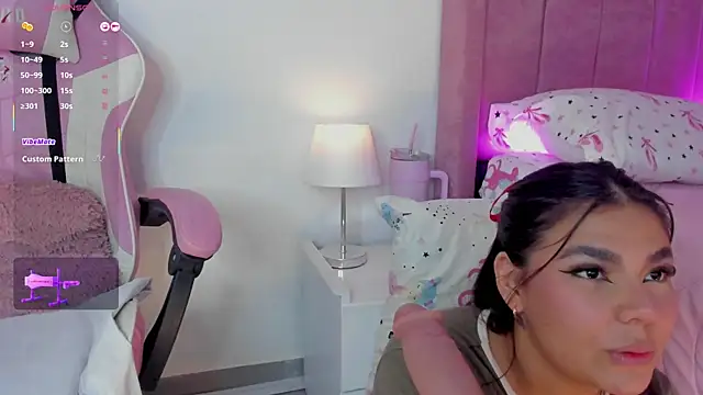 AliceThundeer online show from 26, 10, 2025