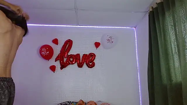 Lucy y Jacob online show from 28, 9, 2025