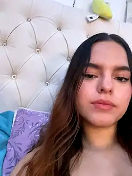 Snapshot of AshlyFerrer_03 chatting on 12, 9, 2025 AshlyFerrer 03 online show from 12, 9, 2025