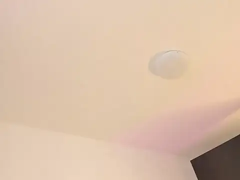 Snapshot of Elyross1_ chatting on 18, 12, 2025 Elyross1 online show from 18, 12, 2025