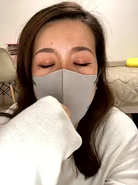 NATSUMI00 online show from 9, 11, 2025