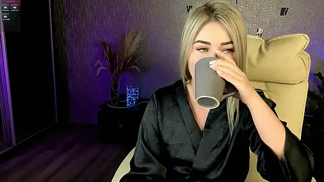 NikkiiStill online show from 23, 2, 2026