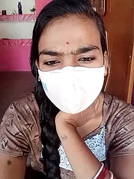 Snapshot of Sharmili_xx chatting on 25, 9, 2025 Sharmili xx online show from 25, 9, 2025