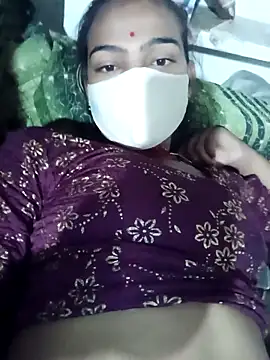 Snapshot of Sharmili_xx chatting on 8, 10, 2025 Sharmili xx online show from 8, 10, 2025