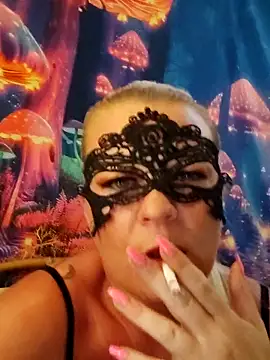 Snapshot of MiriandZacki chatting on 9, 9, 2025 MiriandZacki online show from 9, 9, 2025