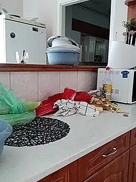 Snapshot of MiriandZacki chatting on 19, 10, 2025 MiriandZacki online show from 19, 10, 2025