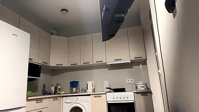 Denni Spilber online show from 27, 10, 2025