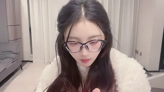 ZhaoZhao-ZM online show from 11, 11, 2025