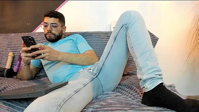 Snapshot of DanteWinter chatting on 2, 3, 2026 DanteWinter online show from 2, 3, 2026