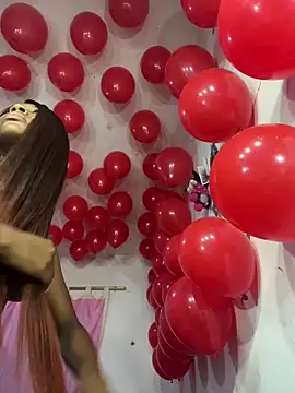 MarianRosse online show from 15, 12, 2025