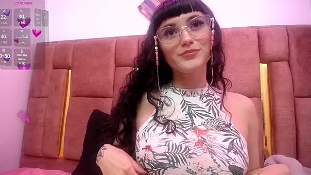 Snapshot of XBODTRIIPX chatting on 10, 9, 2025 XBODTRIIPX online show from 10, 9, 2025