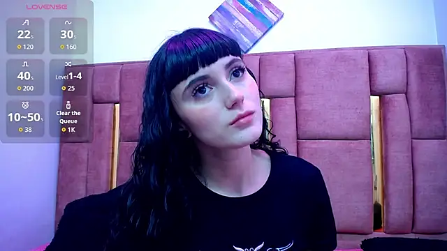 Snapshot of XBODTRIIPX chatting on 12, 11, 2025 XBODTRIIPX online show from 12, 11, 2025