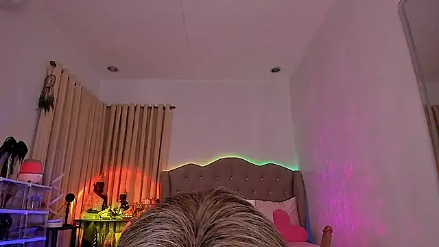 Dream Goddess online show from 27, 6, 2026