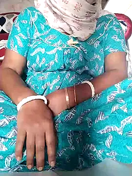 Snapshot of UnhappyMisu chatting on 28, 10, 2025 UnhappyMisu online show from 28, 10, 2025