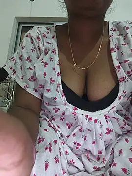 UnhappyMisu online show from 14, 7, 2026