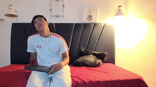 jhos cum23 online show from 7, 4, 2026