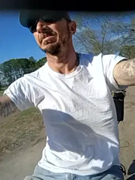 Mrluckstick online show from 10, 3, 2026