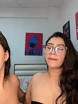 Snapshot of Sweet_and_Rous0 chatting on 24, 7, 2026 Sweet and Rous0 online show from 24, 7, 2026