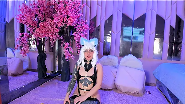 BizzyNoar online show from 18, 10, 2025