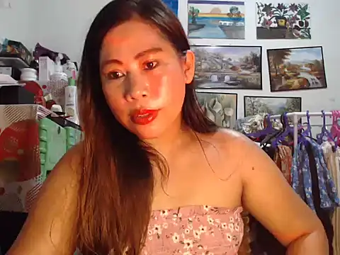 Snapshot of filipina_beauty chatting on 12, 11, 2025 filipina beauty online show from 12, 11, 2025