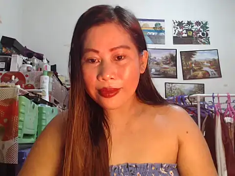 Snapshot of filipina_beauty chatting on 4, 12, 2025 filipina beauty online show from 4, 12, 2025