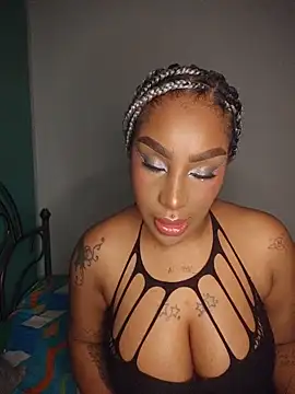 Queen Amara online show from 6, 6, 2026