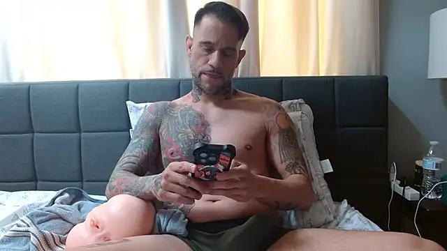 Snapshot of SexyFitDaddyy chatting on 28, 3, 2026 SexyFitDaddyy online show from 28, 3, 2026