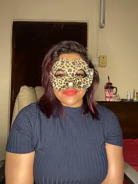 Snapshot of SLNatasha chatting on 28, 11, 2025 SLNatasha online show from 28, 11, 2025