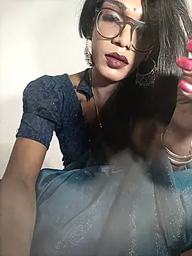 Snapshot of Winterbunny95 chatting on 23, 9, 2025 Winterbunny95 online show from 23, 9, 2025
