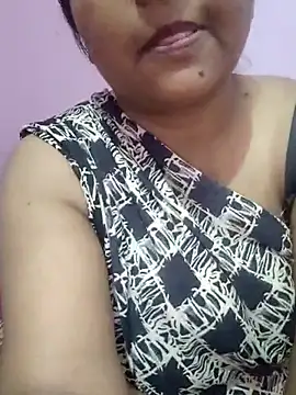 Snapshot of bitch-horny chatting on 3, 10, 2025 bitch-horny online show from 3, 10, 2025