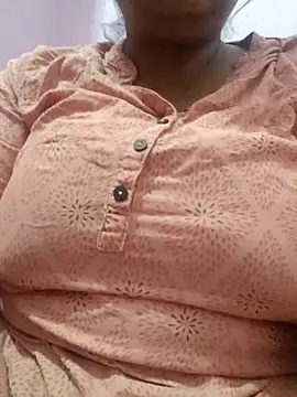 Snapshot of bitch-horny chatting on 25, 10, 2025 bitch-horny online show from 25, 10, 2025