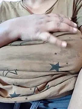 Snapshot of bitch-horny chatting on 9, 11, 2025 bitch-horny online show from 9, 11, 2025