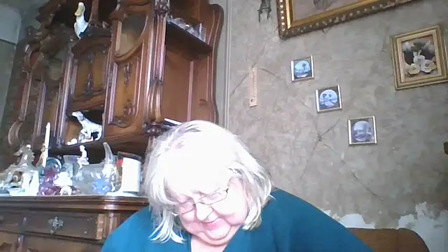 Snapshot of Lala-Love56 chatting on 12, 9, 2025 Lala-Love56 online show from 12, 9, 2025