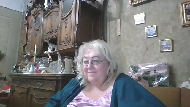 Snapshot of Lala-Love56 chatting on 21, 9, 2025 Lala-Love56 online show from 21, 9, 2025