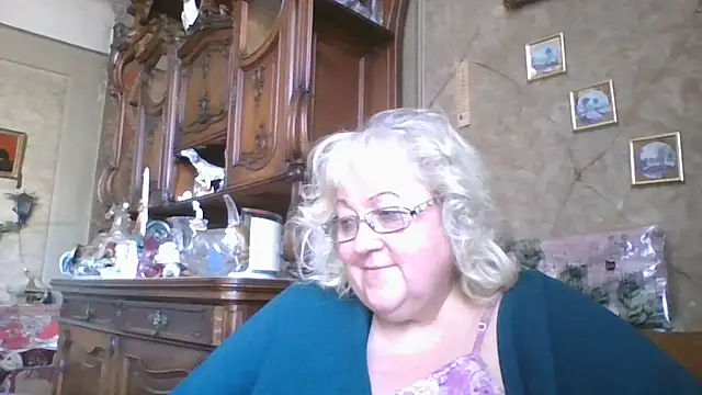 Snapshot of Lala-Love56 chatting on 23, 9, 2025 Lala-Love56 online show from 23, 9, 2025